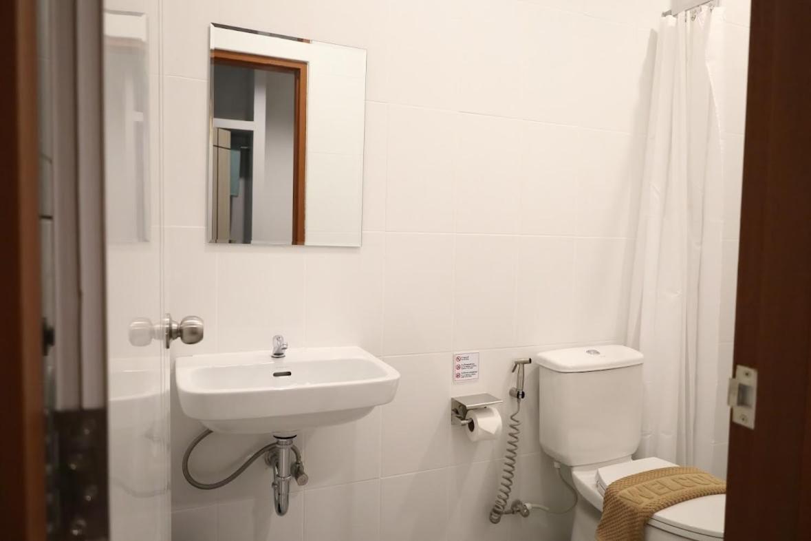 Y House Patongホステル エクステリア 写真